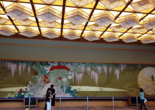 ����������