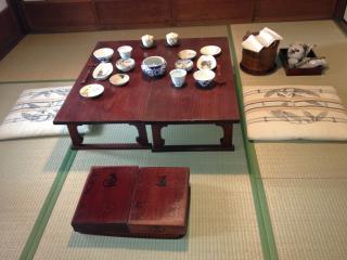 ����������