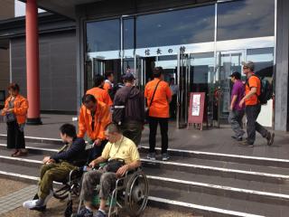 ����������