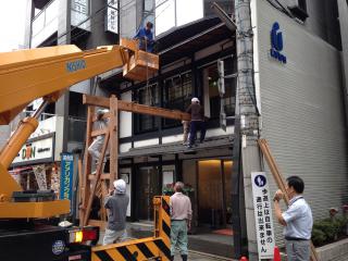 ����������